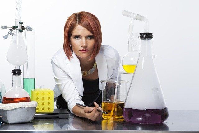 Gold Chloride (CAS: 16961-25-4): Properties, Applications, and Safety